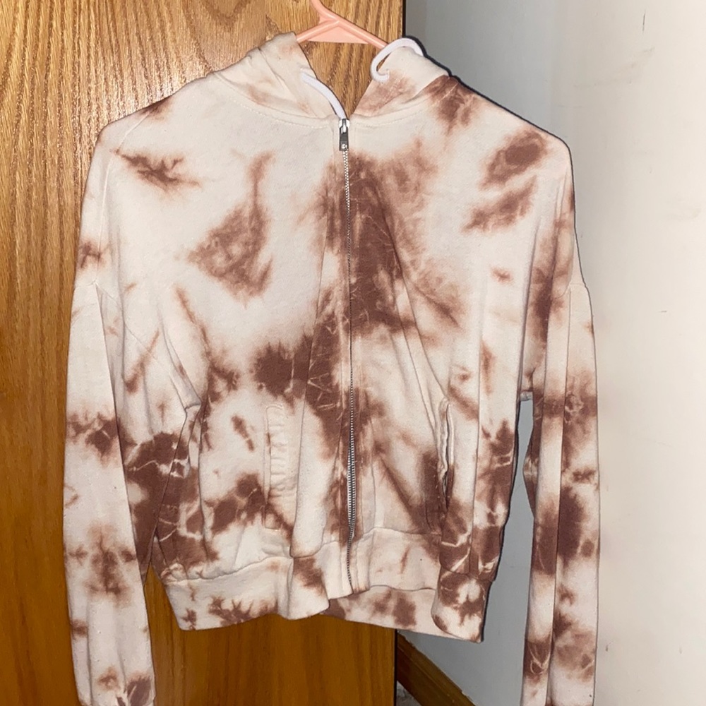 zip up hoodie, Brown detailing